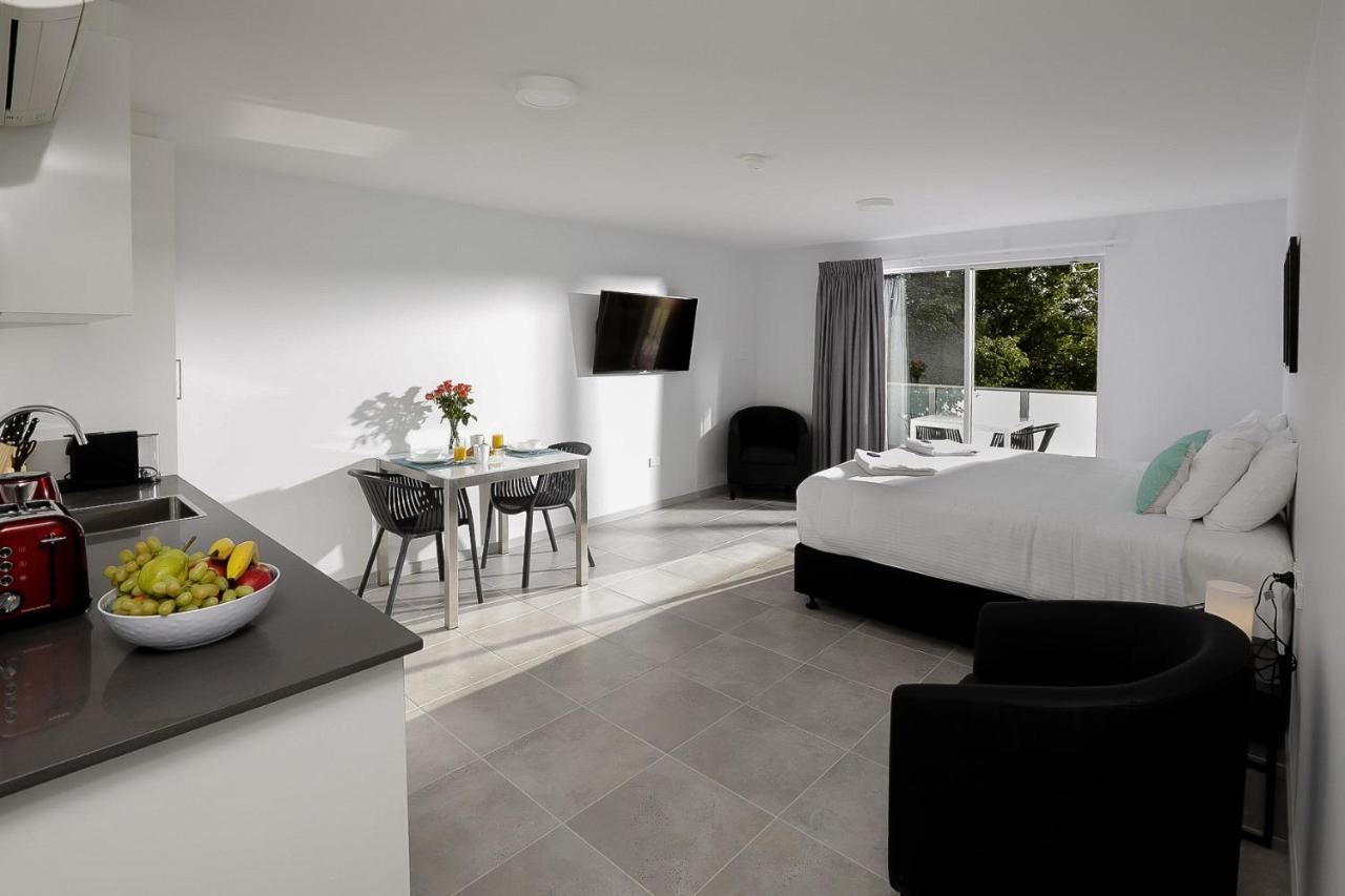 East Maitland Executive Apartments Екстериор снимка