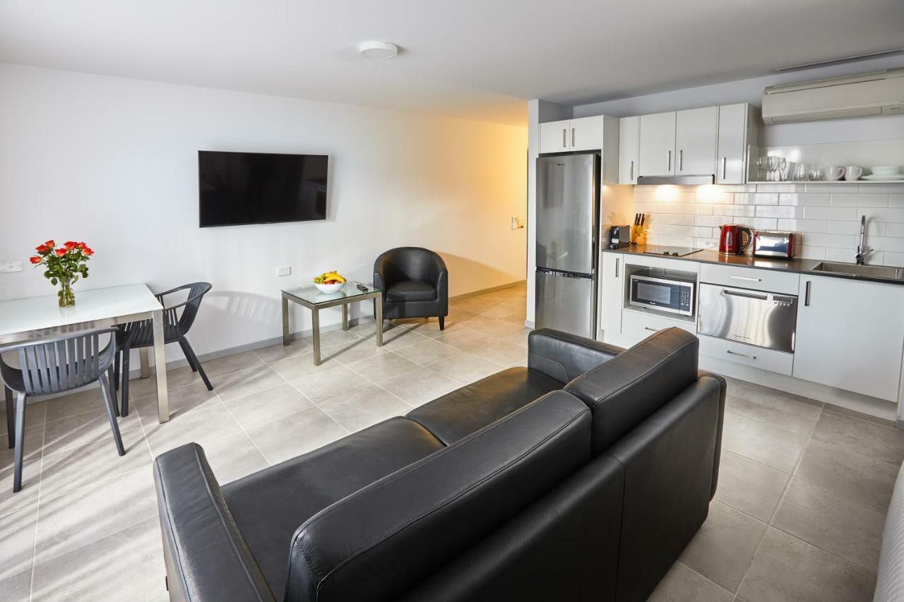 East Maitland Executive Apartments Екстериор снимка