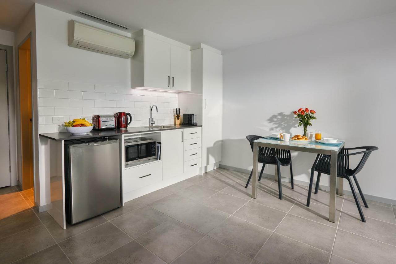 East Maitland Executive Apartments Екстериор снимка
